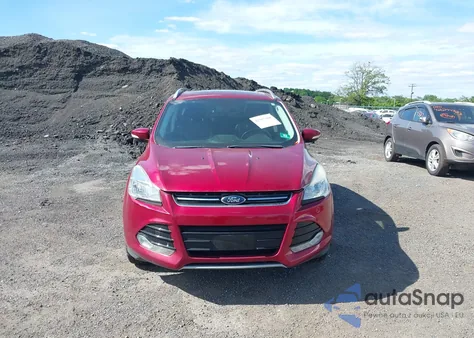 2015 Ford Escape Titanium from USA, damaged, VIN 1FMCU9JX6FUB58518